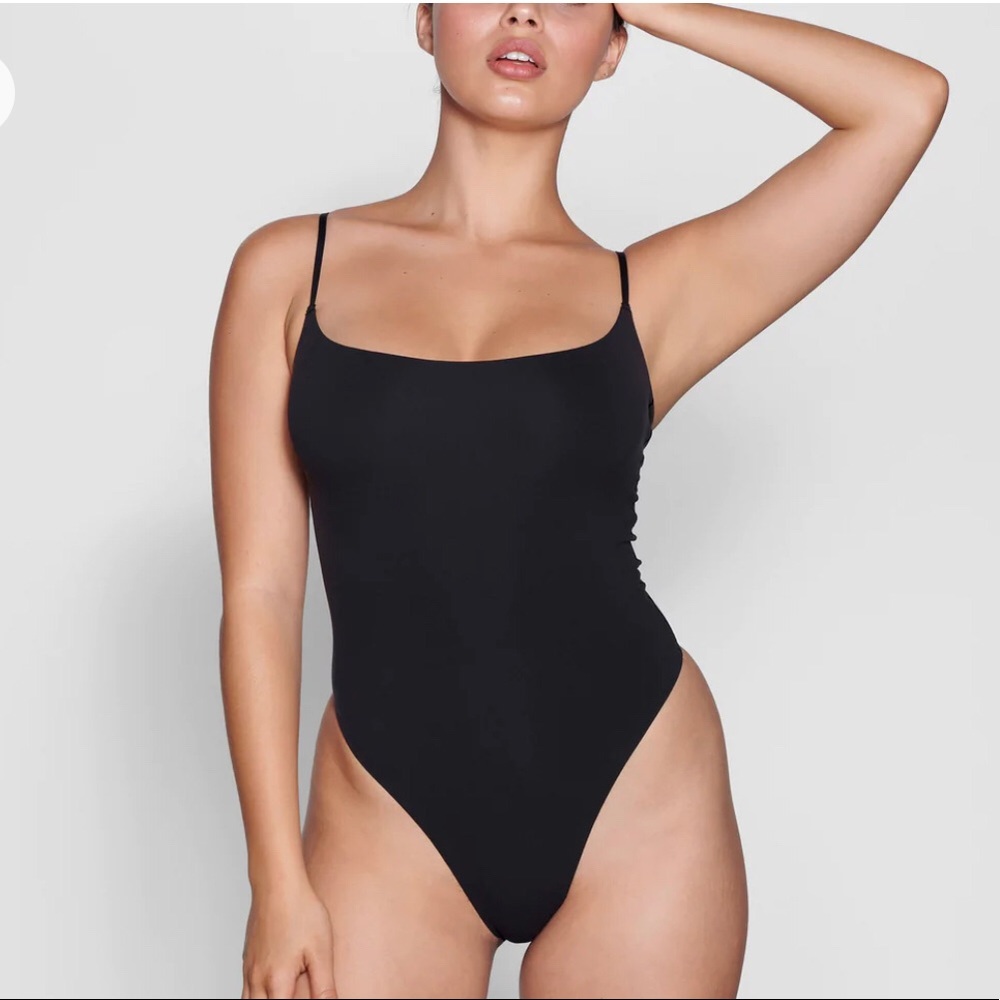 Skims fits everybody Cami bodysuit
